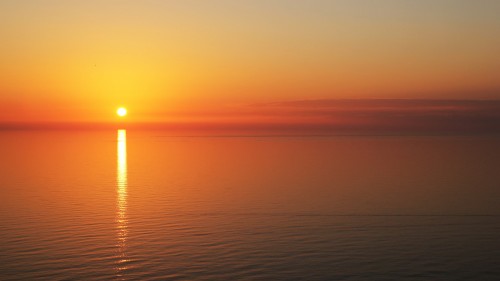 backlit-beach-beautiful-dawn-4345513eff65acad2f2f1f.jpg