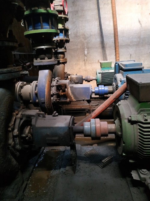 BOMBAS-CENTRIFUGAS-POCO-CAREPA-3fcbb4bbc3f1662d2.jpg