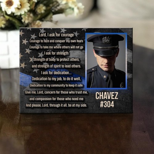 2004241006_Fwd-Police-Prayer-Canvas-Personalized-Wood-Prints_Pham-Duy-Chung_web02319b230e242246.jpg